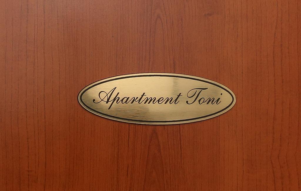 Apartments Ena&Toni Kaštela エクステリア 写真