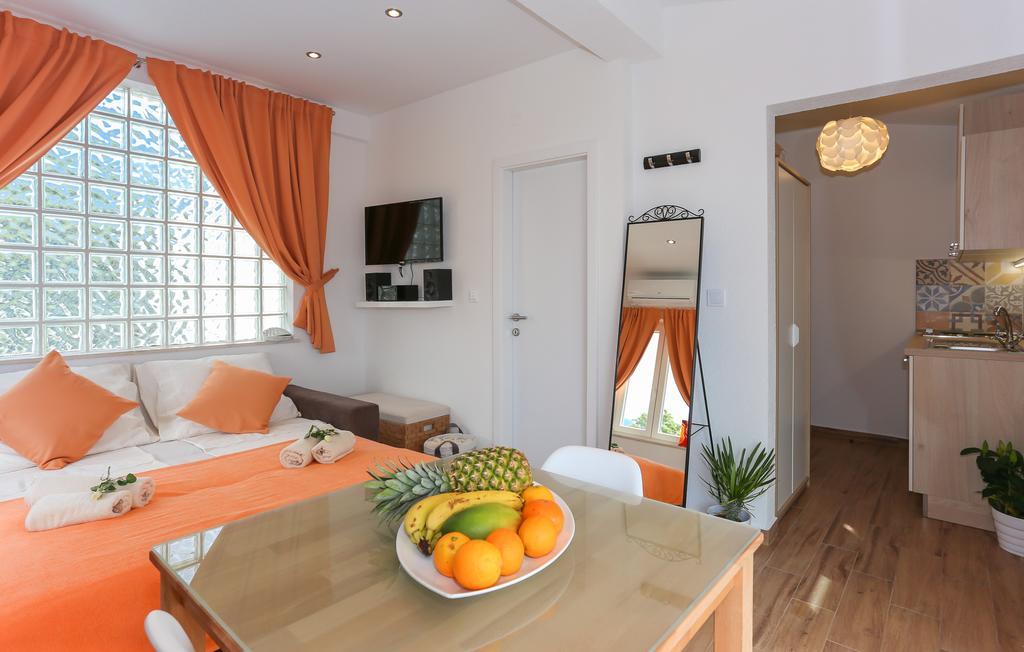 Apartments Ena&Toni Kaštela エクステリア 写真